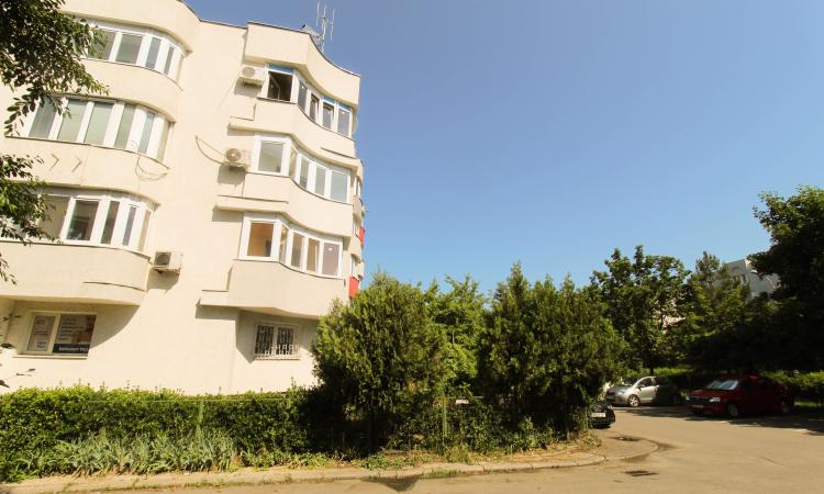 2 Camere Deosebit - Aviatiei - Renovat 64 mp utili