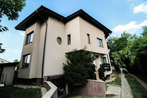 Vila individuala -P+1+M-teren 500 mp