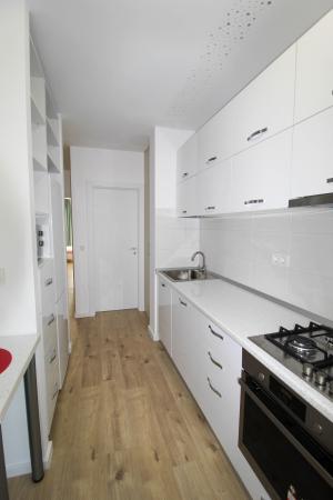 Inchiriere 2 camere - Belvedere - Metrou Pipera