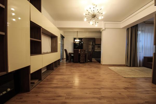 3 camere-Damaroaia-Deutsche Schule Bukarest