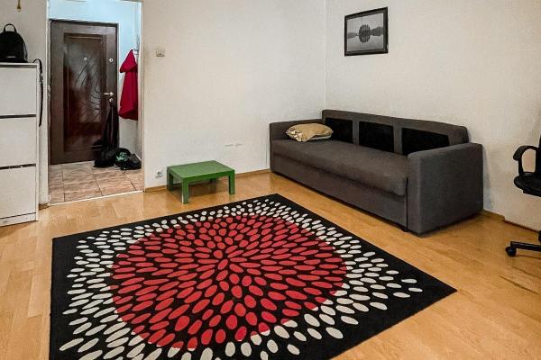 Garsoniera Maior Coravu în stare excelentă