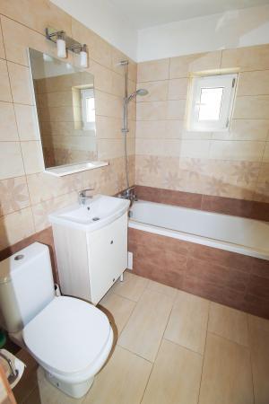 2 Camere - Aviatiei -  60mp utili reabilitat termic