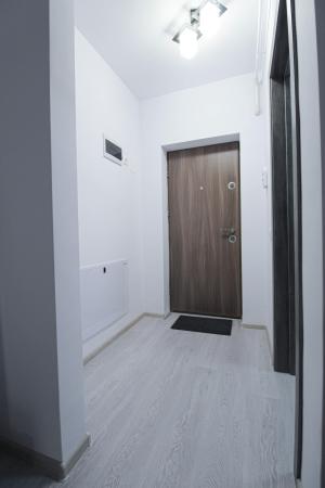 Garsonieră cu GRĂDINĂ de 20mp-Ideal SPAȚIU BIROU-Mobilă inclusă după preferințe