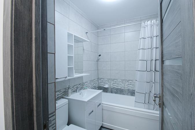 Garsonieră cu GRĂDINĂ de 20mp-Ideal SPAȚIU BIROU-Mobilă inclusă după preferințe