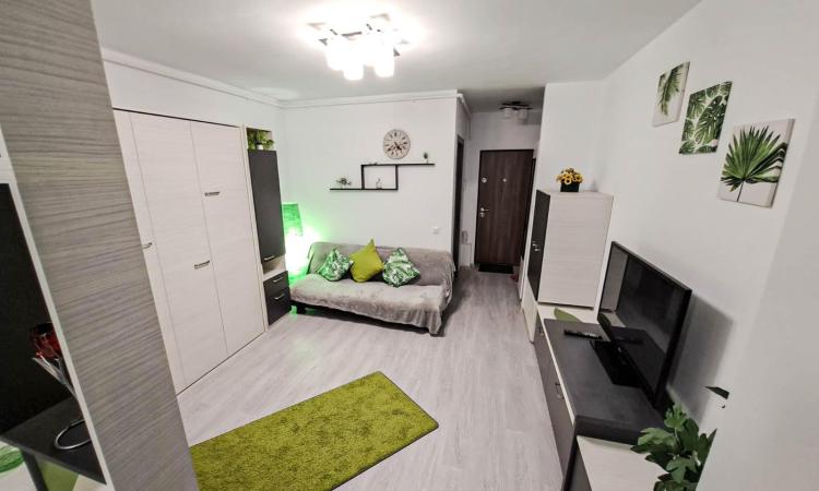 Garsonieră cu GRĂDINĂ de 20mp-Ideal SPAȚIU BIROU-Mobilă inclusă după preferințe