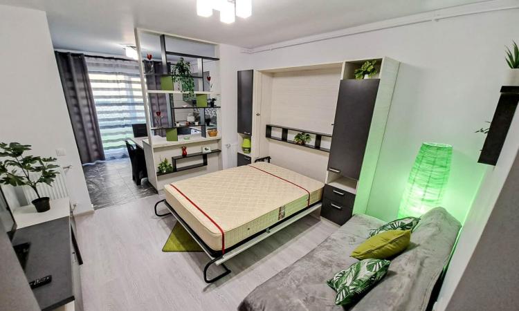 Garsonieră cu GRĂDINĂ de 20mp-Ideal SPAȚIU BIROU-Mobilă inclusă după preferințe