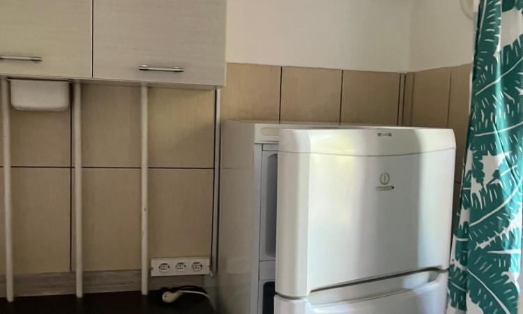 Garsoniera moderna - Lacul Tei - Renovata bloc izolat
