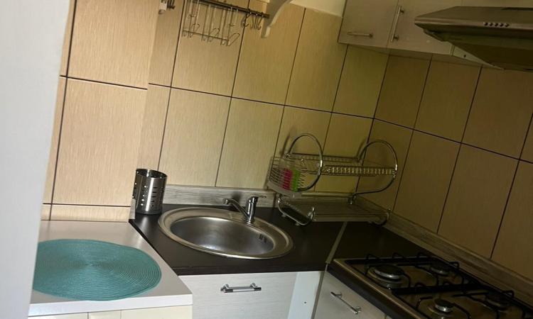 Garsoniera moderna - Lacul Tei - Renovata bloc izolat