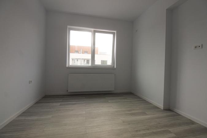 Lac Straulesti 2 rooms with own yard