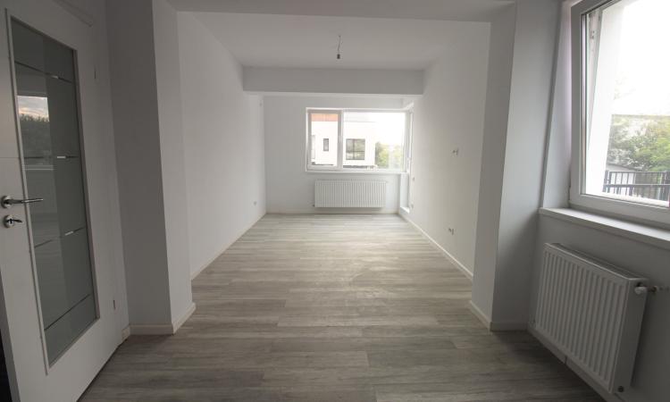 Lac Straulesti 2 rooms with own yard