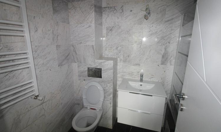 Lac Straulesti 2 rooms with own yard