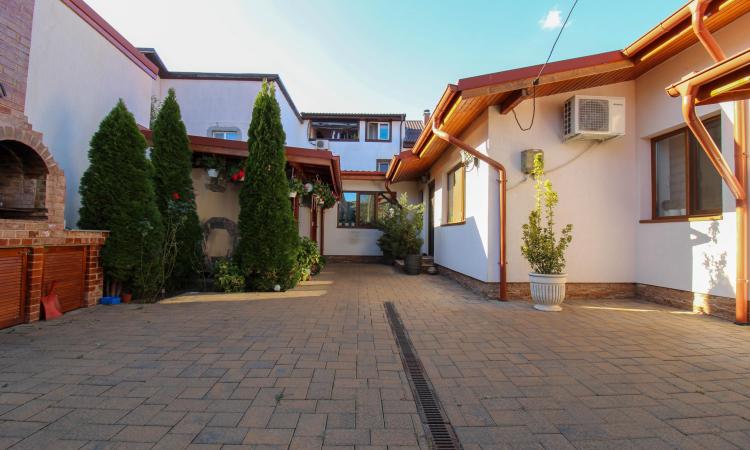 4 Rooms | 2 Bathrooms | Garage | Bucurestii Noi Area