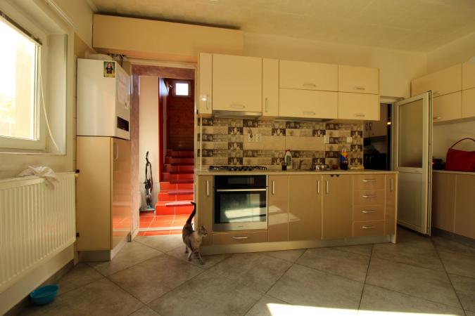 5 Rooms | 2 Bathrooms | Jiului Metro Station | Bucurestii Noi