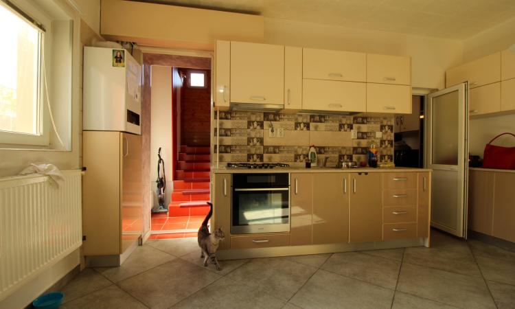 5 Rooms | 2 Bathrooms | Jiului Metro Station | Bucurestii Noi