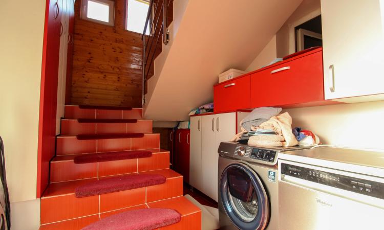 5 Rooms | 2 Bathrooms | Jiului Metro Station | Bucurestii Noi
