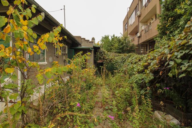 400 sqm land |  2 Rooms | Ideal Investment | Damaroia | Bucurestii Noi