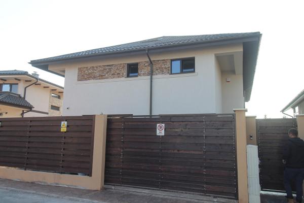 Duplex 2022 - Mogosoaia- 5 camere