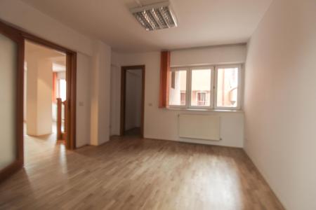 Inchiriere duplex spatios- central- zona Fainari-Stefan cel Mare