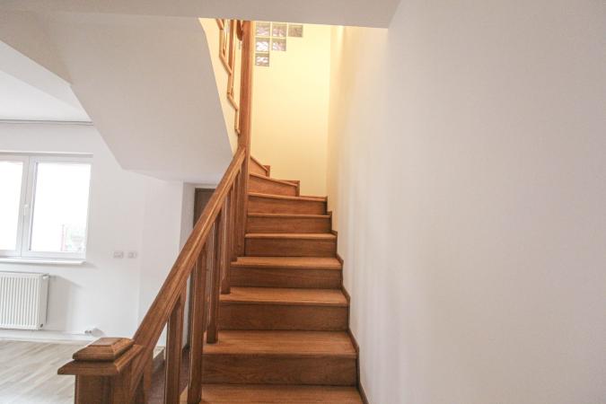 Inchiriere duplex spatios- central- zona Fainari-Stefan cel Mare