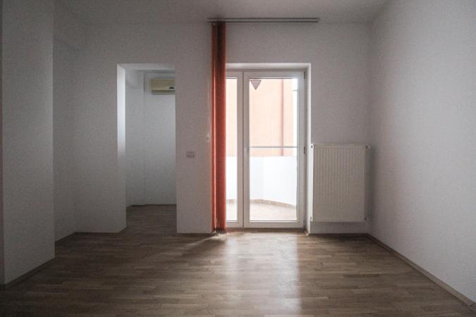 Inchiriere duplex spatios- central- zona Fainari-Stefan cel Mare