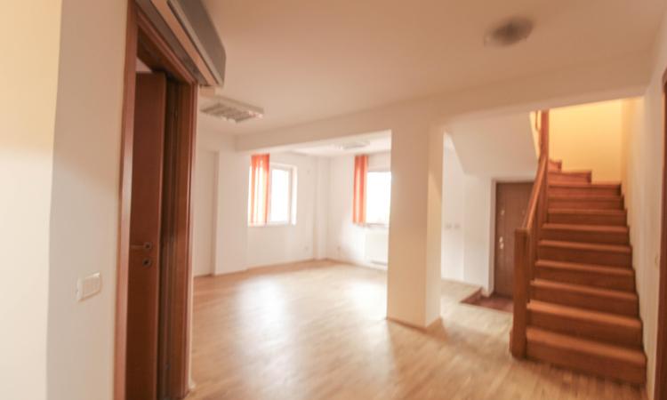Inchiriere duplex spatios- central- zona Fainari-Stefan cel Mare