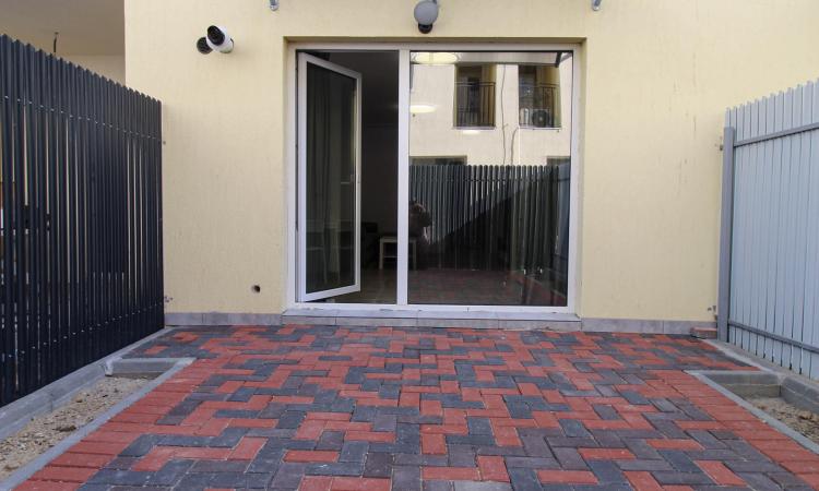 Garsoniera cu gradina 20mp-PRIMA ÎNCHIRIERE-Auchan Titan -Parcul Teilor
