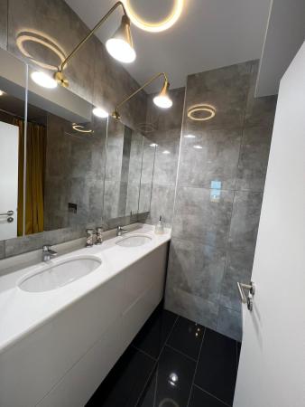 Apartament 3 camere + Dressing stil Penthouse / Terasa 94 mp