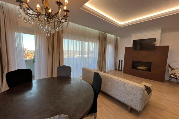Apartament 3 camere + Dressing stil Penthouse / Terasa 94 mp
