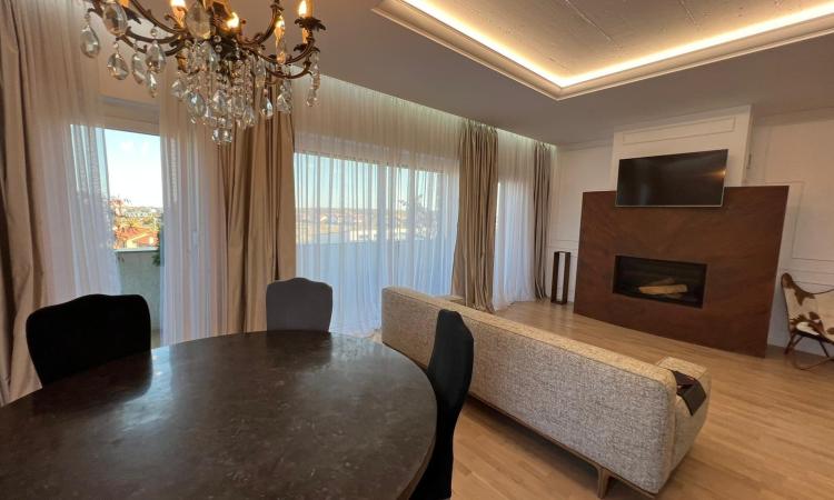 Apartament 3 camere + Dressing stil Penthouse / Terasa 94 mp