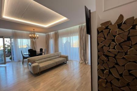 Apartament 3 camere + Dressing stil Penthouse / Terasa 94 mp