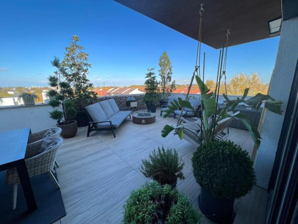 Apartament 3 camere + Dressing stil Penthouse / Terasa 94 mp