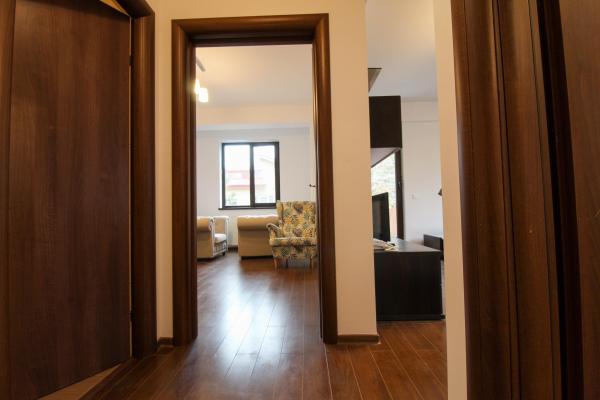 2 Rooms | 4 min walk to Parc Bazilescu Metro Station | Bucurestii Noi