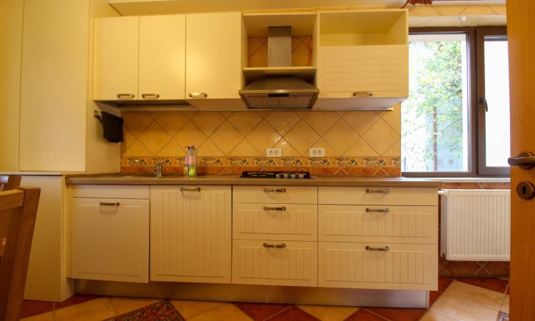 Vila 4 Camere | 163mp utili | Curte 263mp | Sisesti | Vatra Noua | Renovata 2022