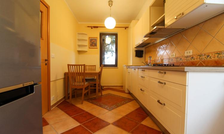 Vila 4 Camere | 163mp utili | Curte 263mp | Sisesti | Vatra Noua | Renovata 2022