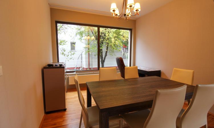 Vila 4 Camere | 163mp utili | Curte 263mp | Sisesti | Vatra Noua | Renovata 2022