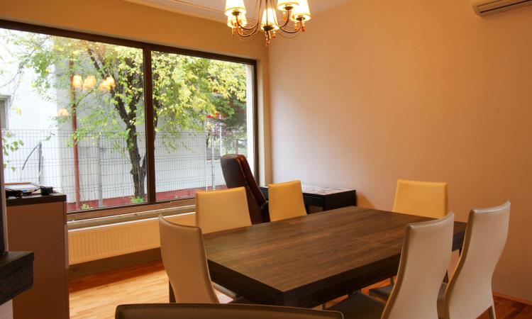Vila 4 Camere | 163mp utili | Curte 263mp | Sisesti | Vatra Noua | Renovata 2022