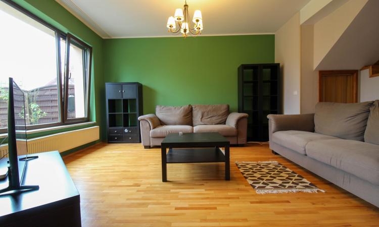 Vila 4 Camere | 163mp utili | Curte 263mp | Sisesti | Vatra Noua | Renovata 2022