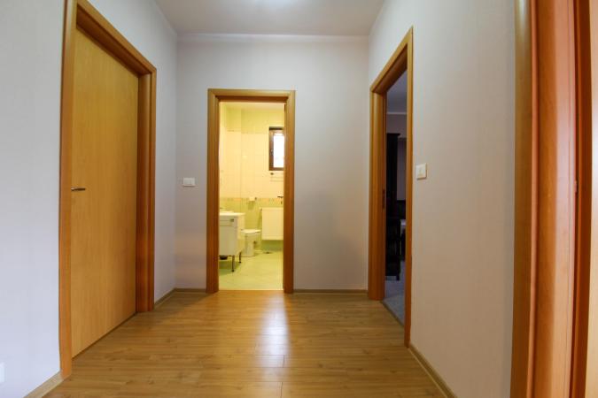 Vila 4 Camere | 163mp utili | Curte 263mp | Sisesti | Vatra Noua | Renovata 2022