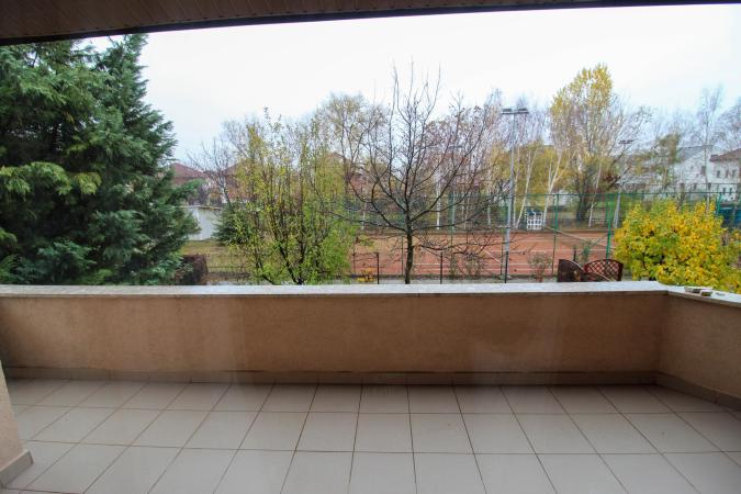 Vila 4 Camere | 163mp utili | Curte 263mp | Sisesti | Vatra Noua | Renovata 2022