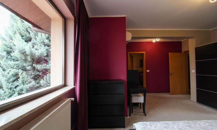 Vila 4 Camere | 163mp utili | Curte 263mp | Sisesti | Vatra Noua | Renovata 2022