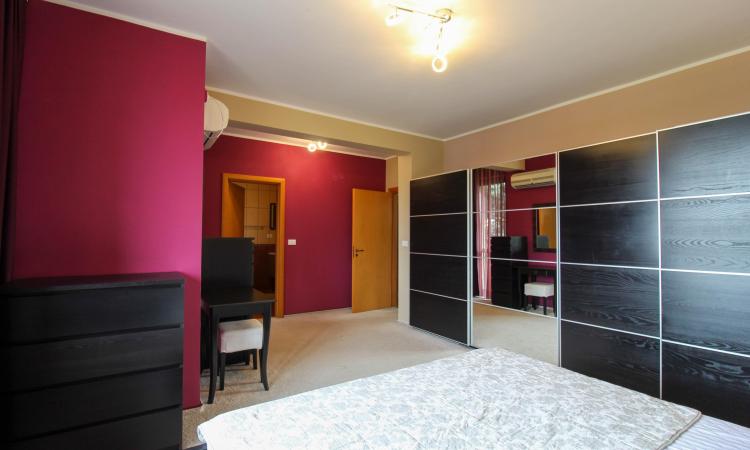Vila 4 Camere | 163mp utili | Curte 263mp | Sisesti | Vatra Noua | Renovata 2022