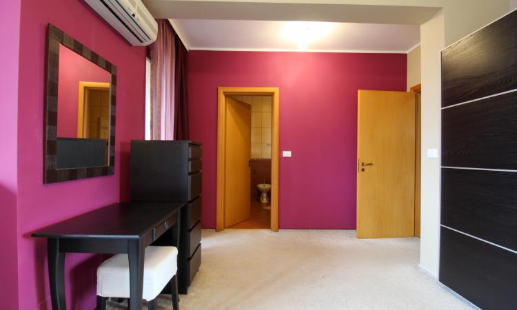 Vila 4 Camere | 163mp utili | Curte 263mp | Sisesti | Vatra Noua | Renovata 2022