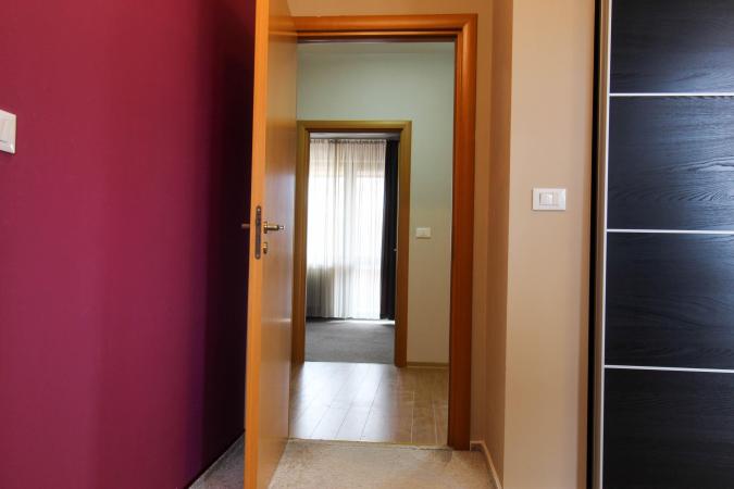 Vila 4 Camere | 163mp utili | Curte 263mp | Sisesti | Vatra Noua | Renovata 2022
