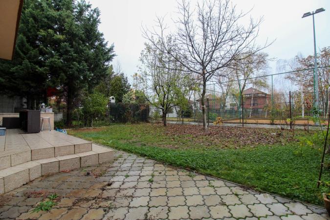 Vila 4 Camere | 163mp utili | Curte 263mp | Sisesti | Vatra Noua | Renovata 2022