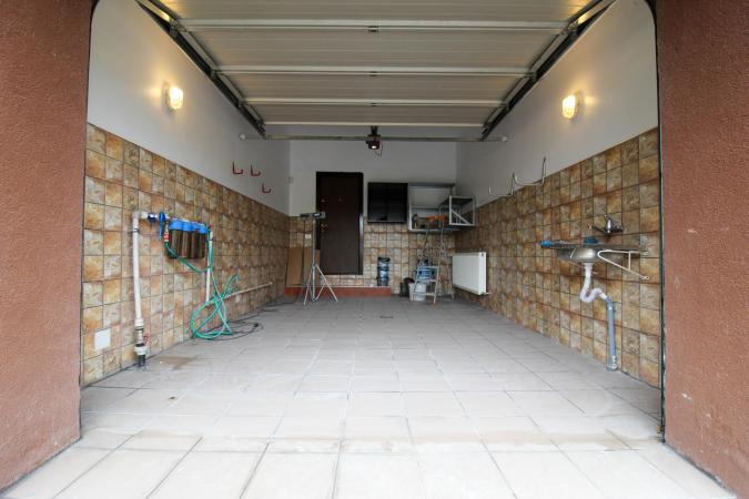 Vila 4 Camere | 163mp utili | Curte 263mp | Sisesti | Vatra Noua | Renovata 2022