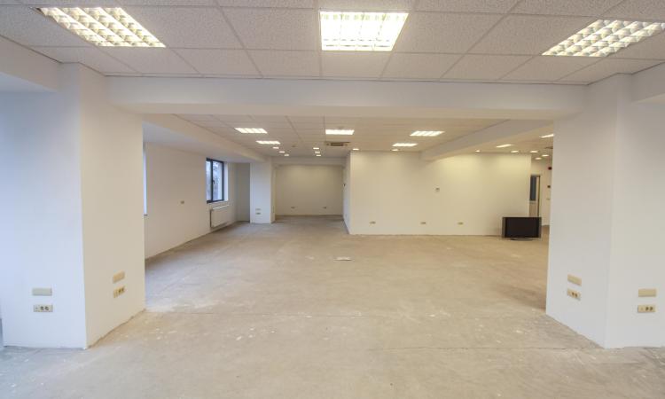 Spatii comerciale - 3 etaje- 318 mpu/etaj - Baneasa - Cartierul Francez