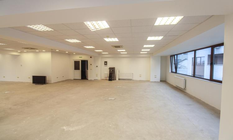 Spatii comerciale - 3 etaje- 318 mpu/etaj - Baneasa - Cartierul Francez