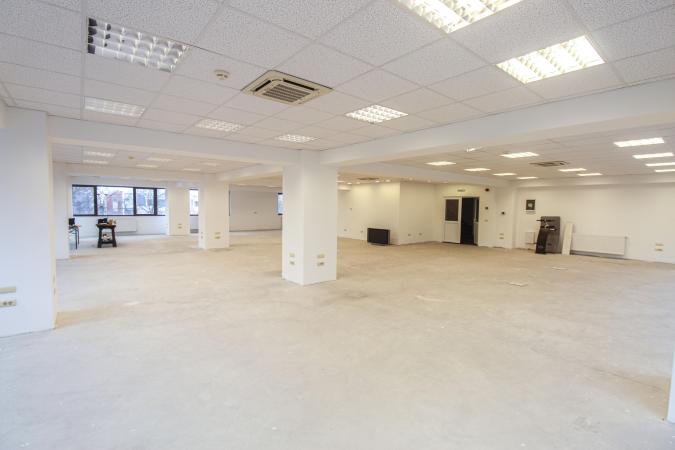 Spatii comerciale - 3 etaje- 318 mpu/etaj - Baneasa - Cartierul Francez