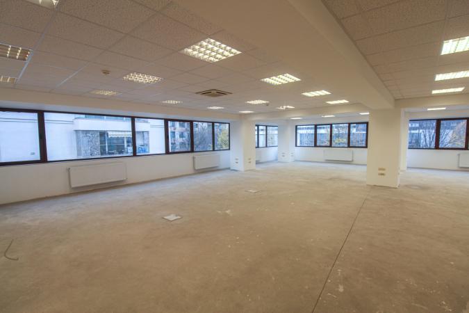 Spatii comerciale - 3 etaje- 318 mpu/etaj - Baneasa - Cartierul Francez
