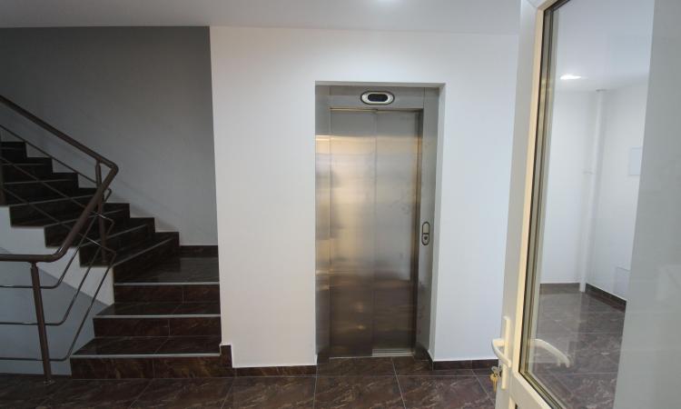 Spatii comerciale - 3 etaje- 318 mpu/etaj - Baneasa - Cartierul Francez